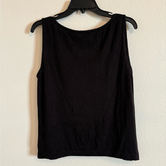 St.John Sleeveless Wool Blend Sweater Vest - Picture 4 of 9